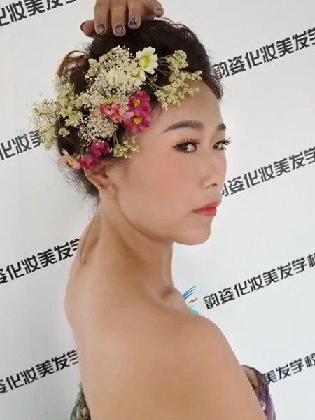 韵姿美发化妆学校学生作品